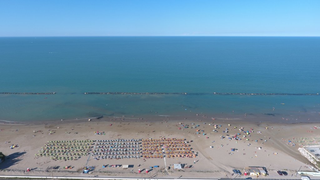 spiaggia al mare Marche